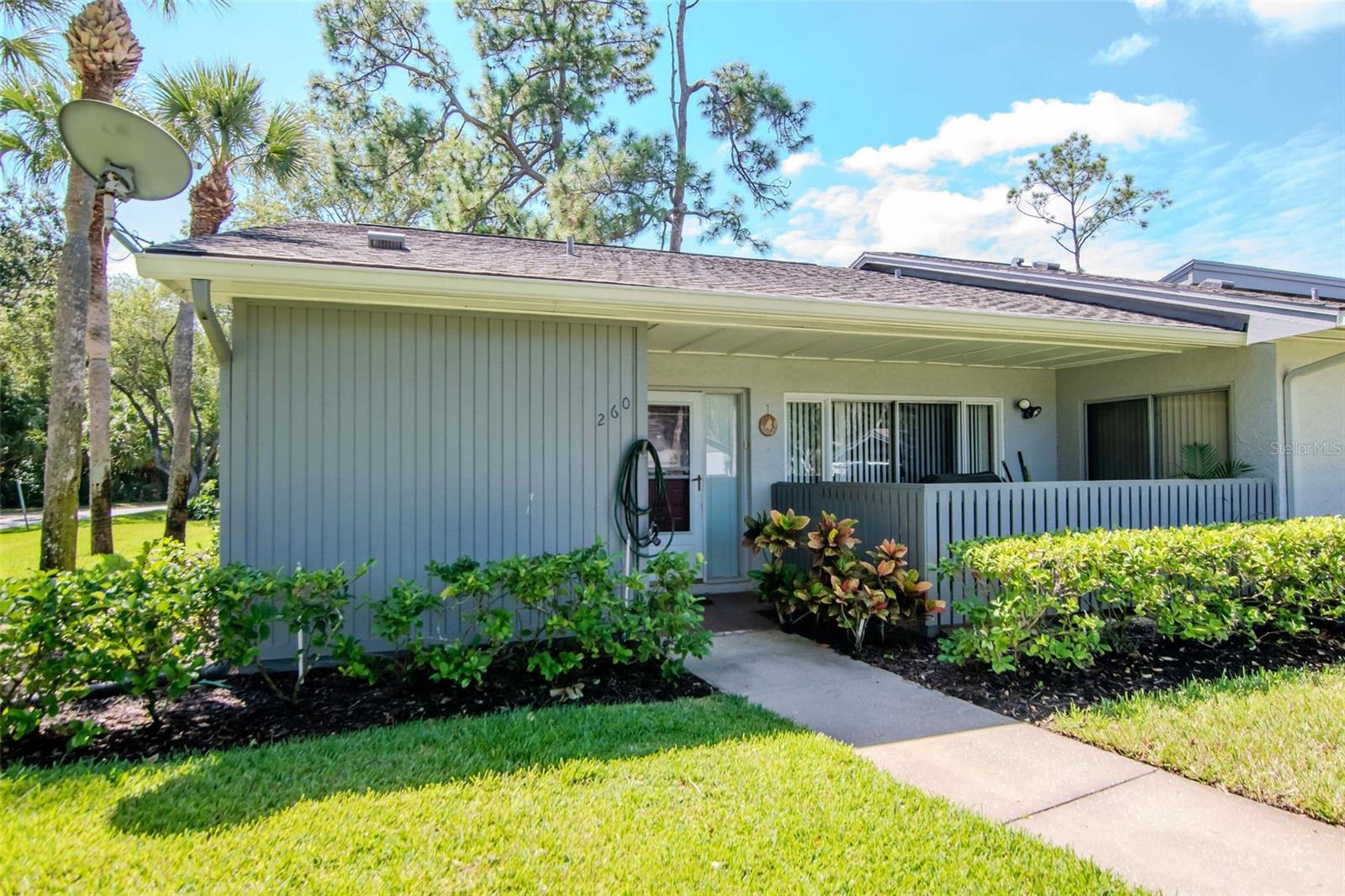 260 Balsam Dr
