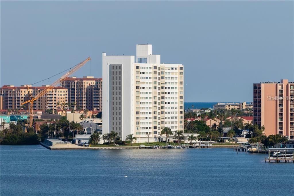 31 Island Way #408
