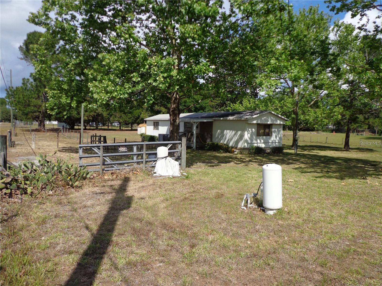 17911 Orange Dr