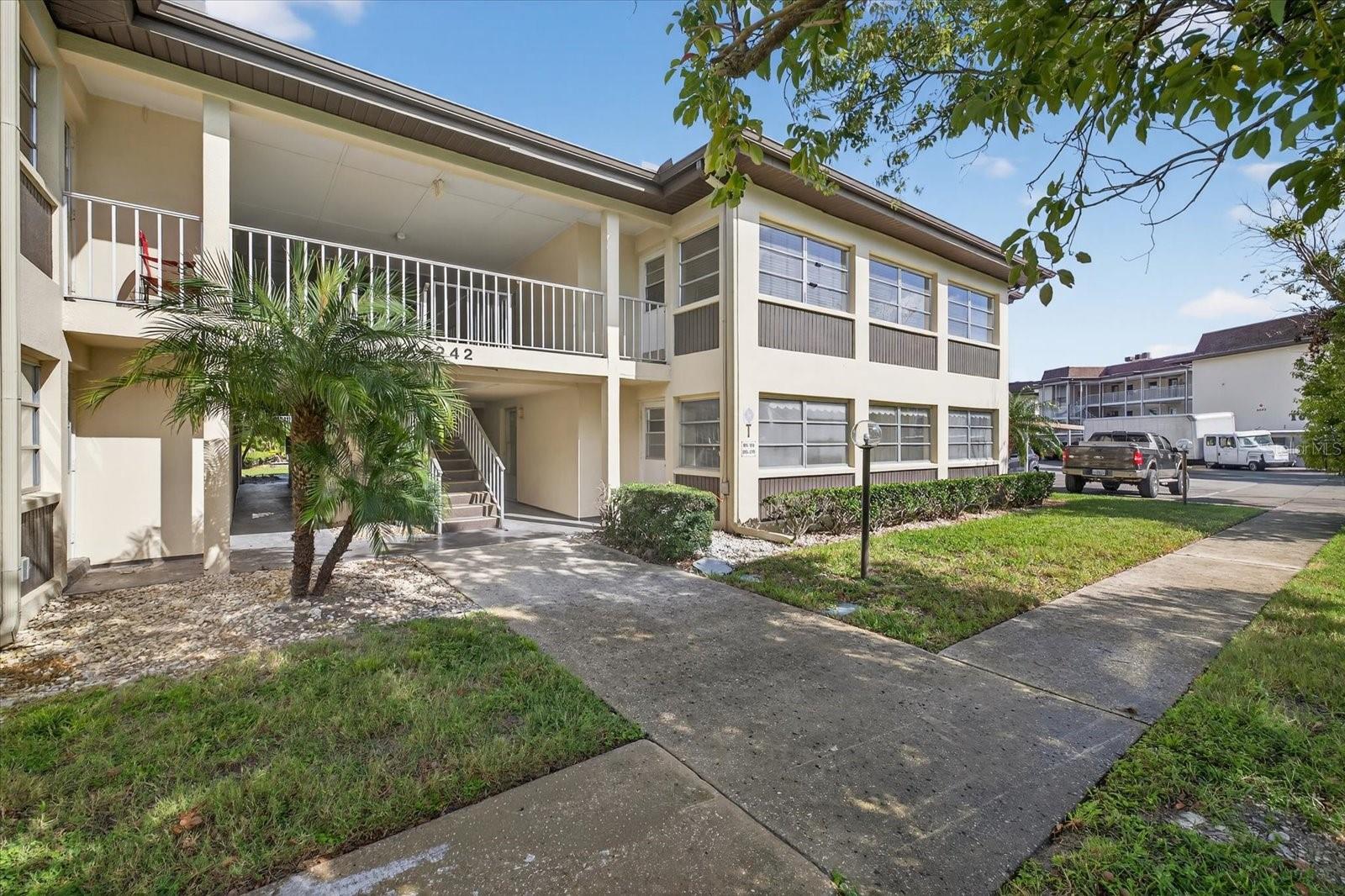 5242 Opal Ln #207
