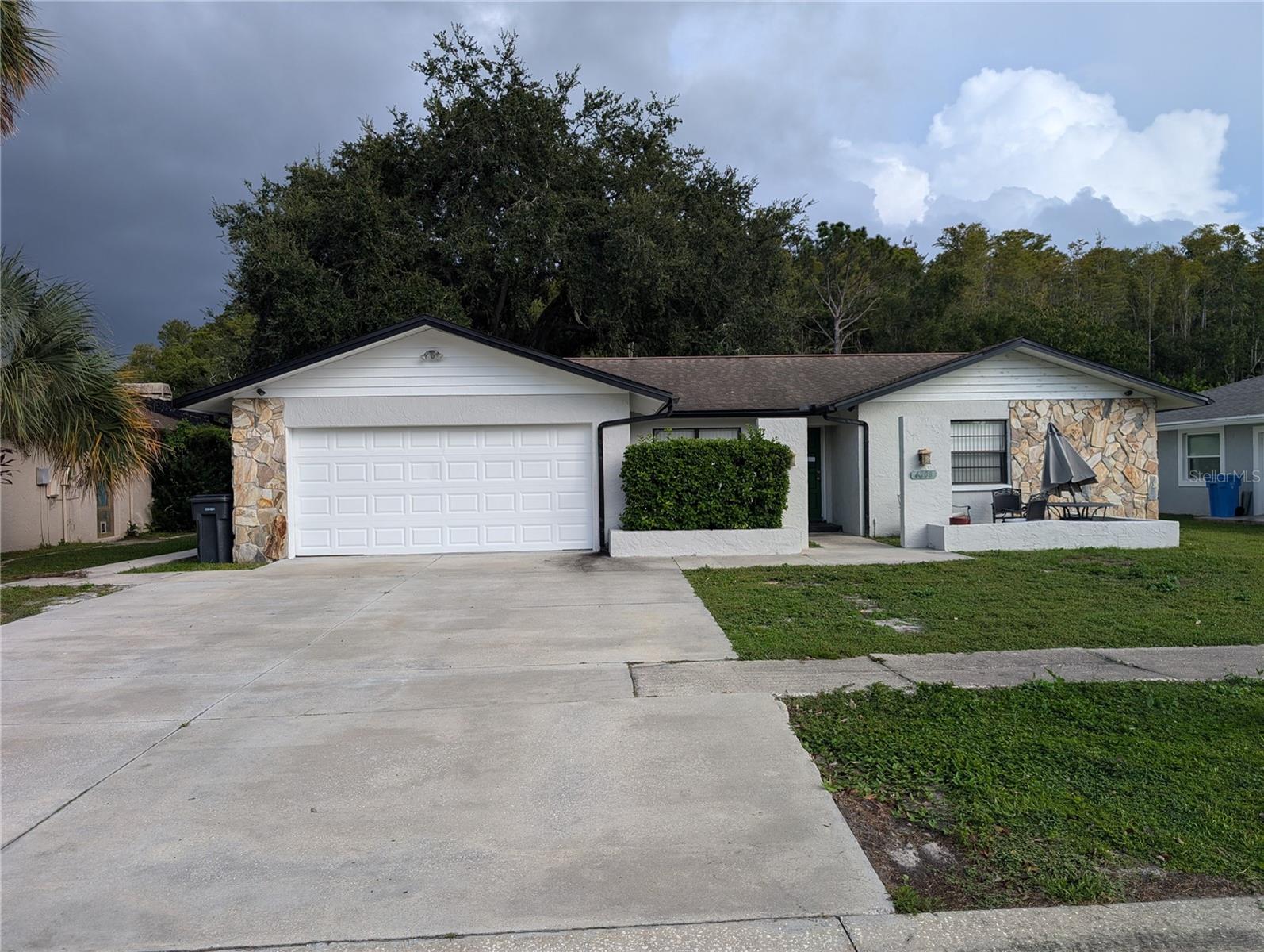 4208 Summerdale Dr photo 1