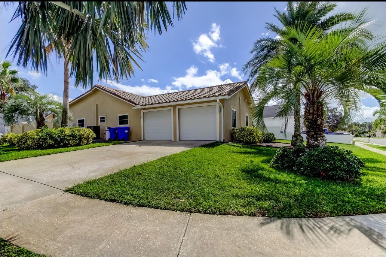 4831 Blue Jay Cir