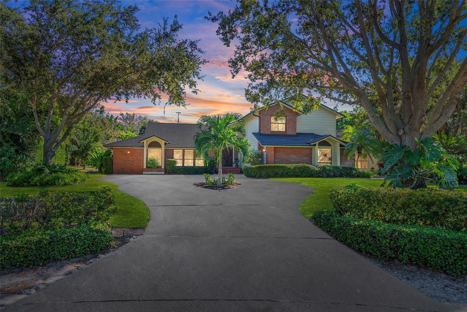 2371 Landings Cir