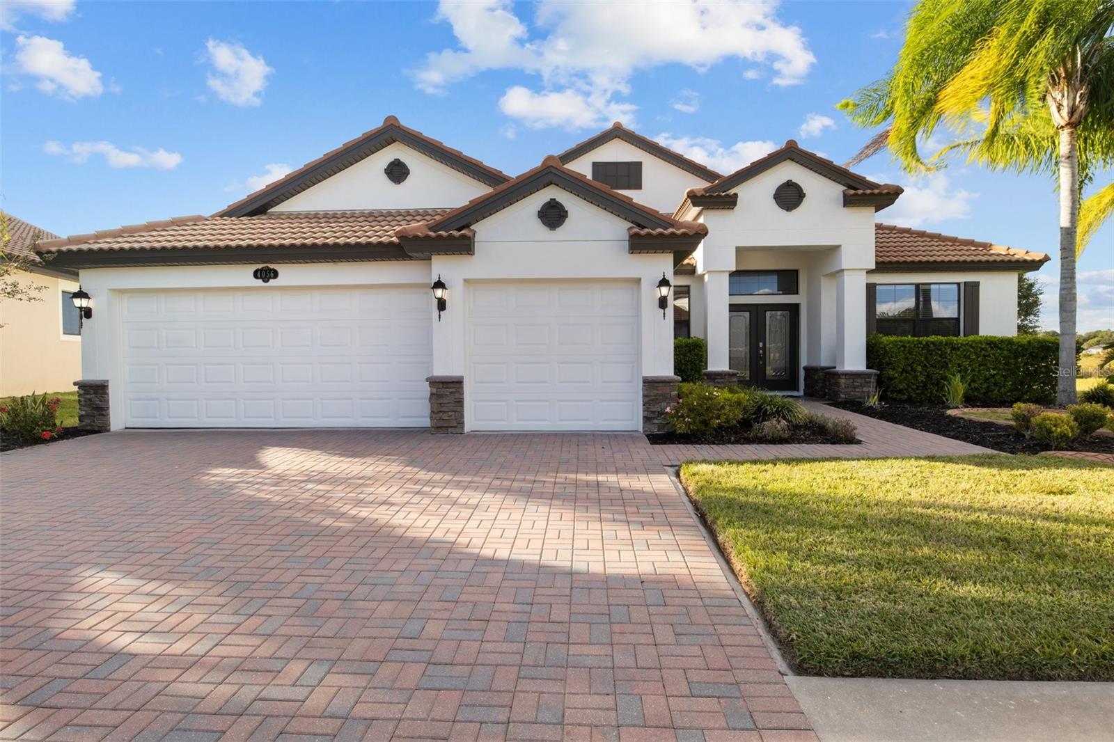 4056 Sunset Lake Dr photo 1