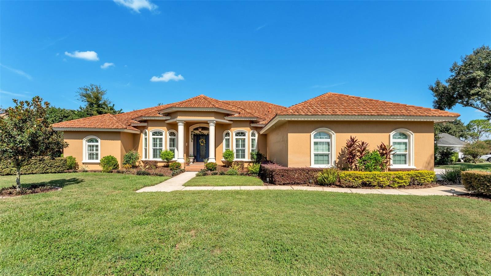 237 McLean Pt