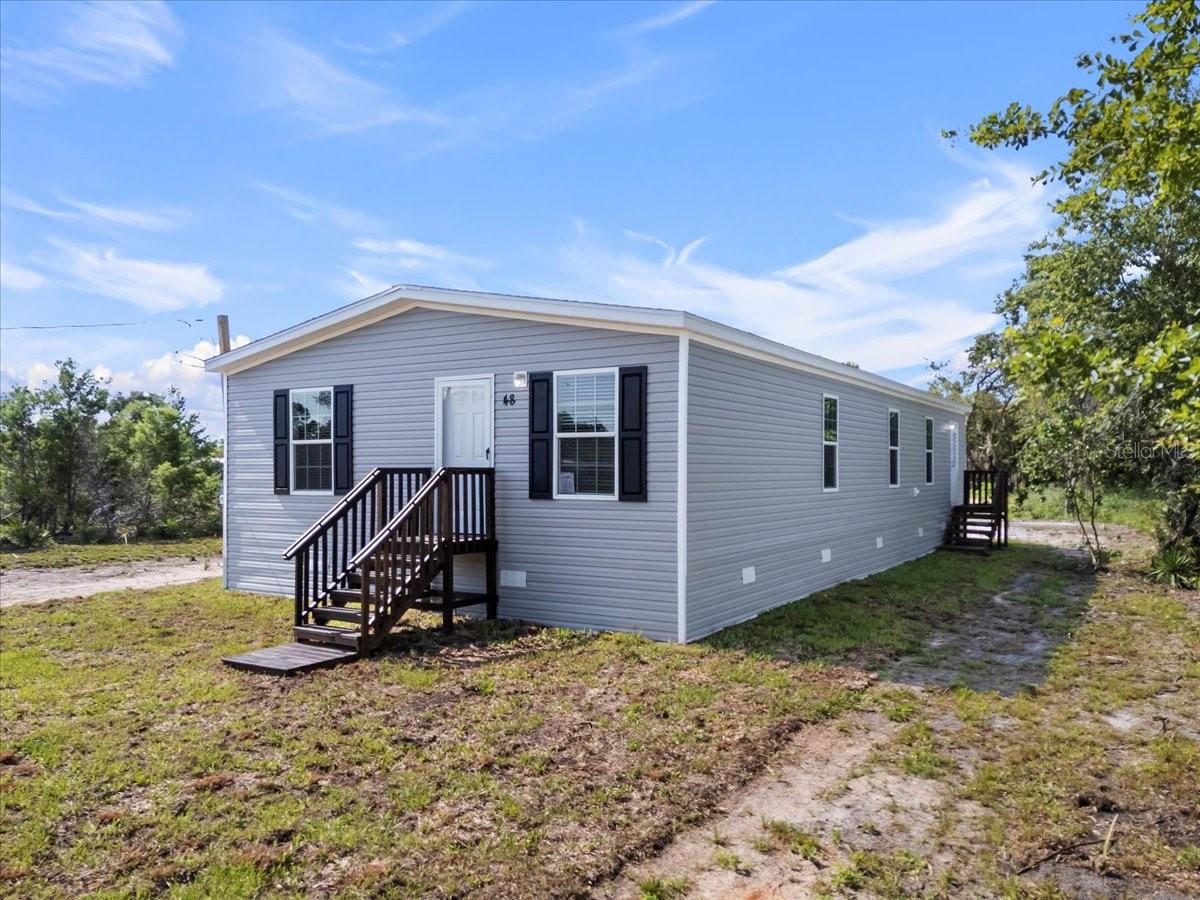 21351 Canal Dr photo 1