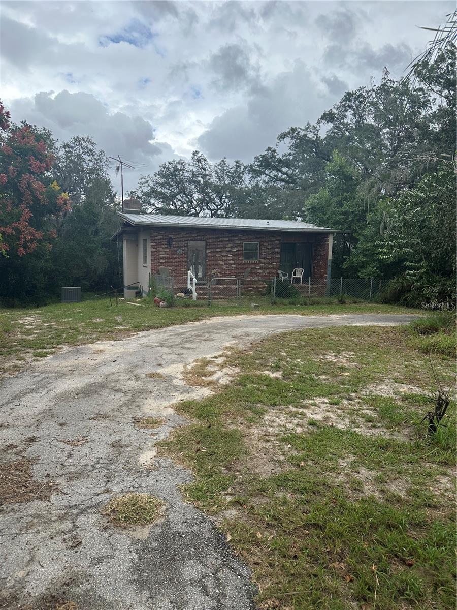 4998 Lake Lowery Rd photo 1