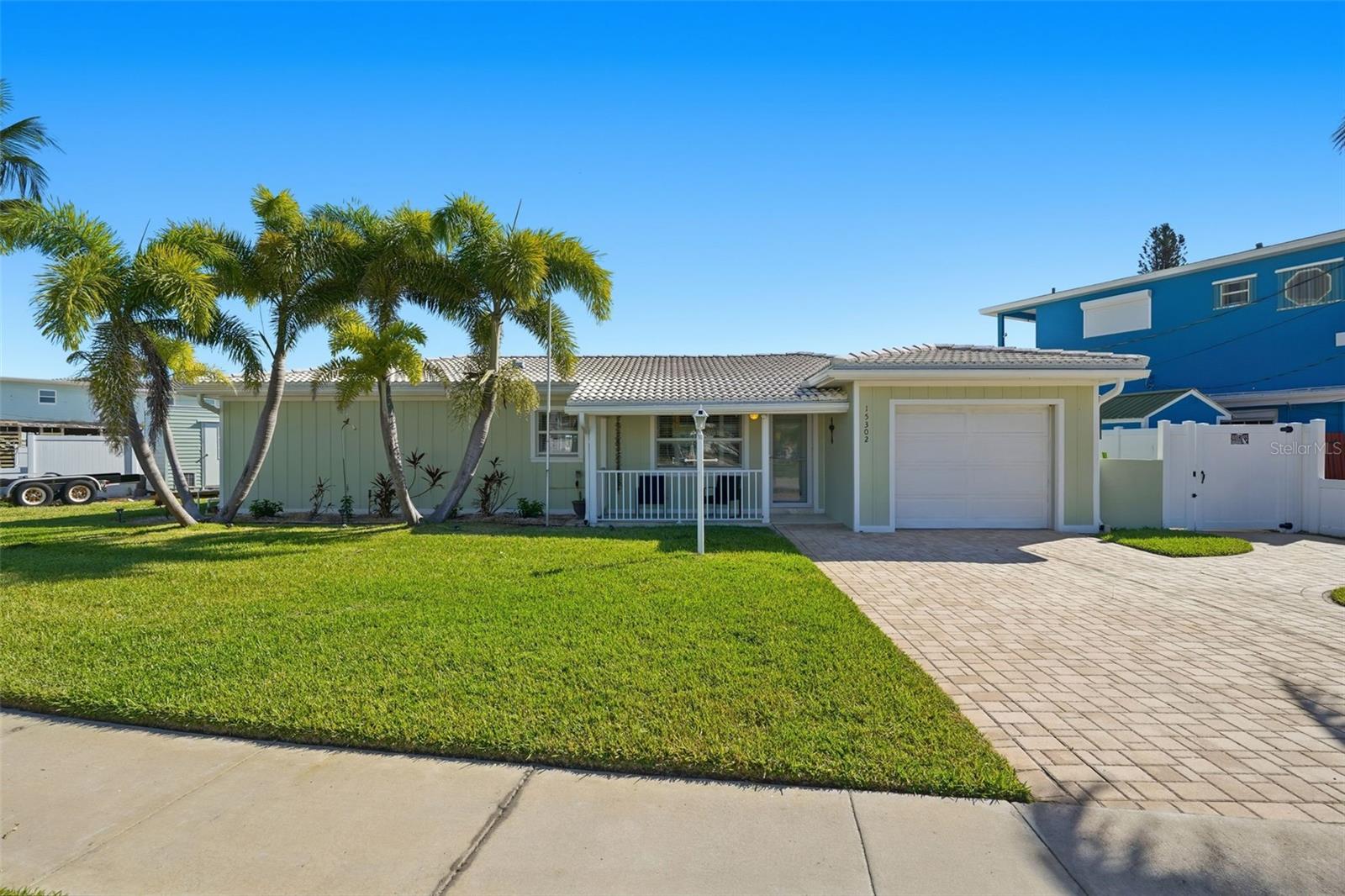 15302 Harbor Dr photo 1
