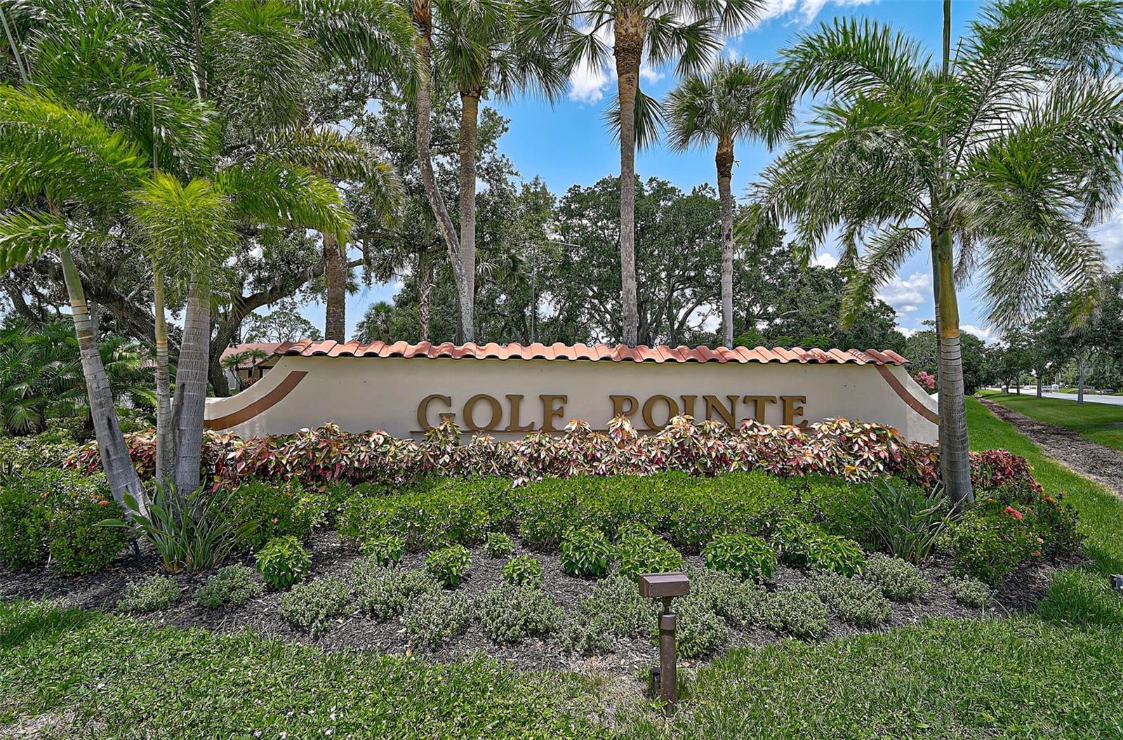 7341 Golf Pointe Cir