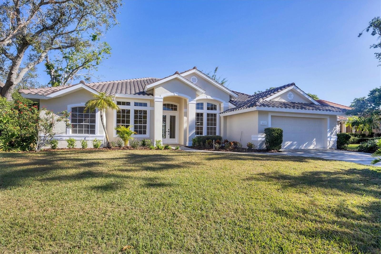 6615 Hunter Combe Xing