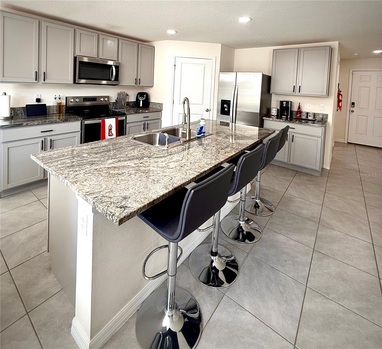 3727 Capri Coast Dr