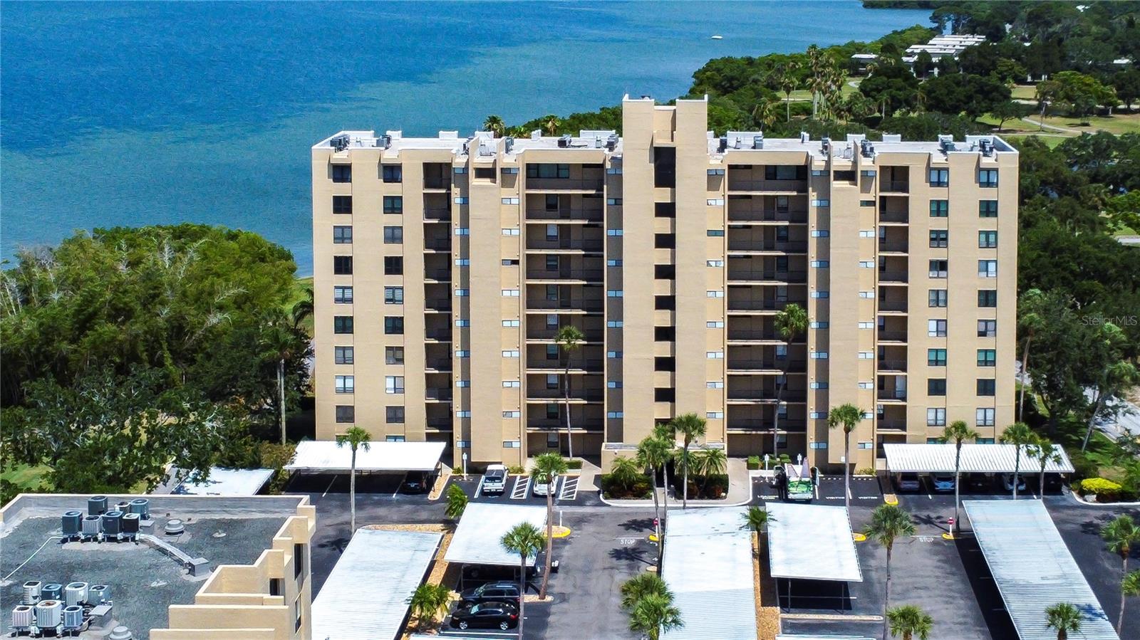 2616 Cove Cay Dr #506