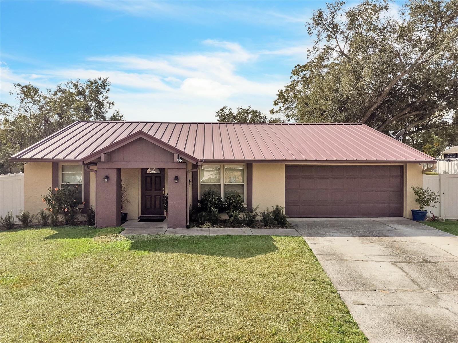 3509 King George Ln photo 1