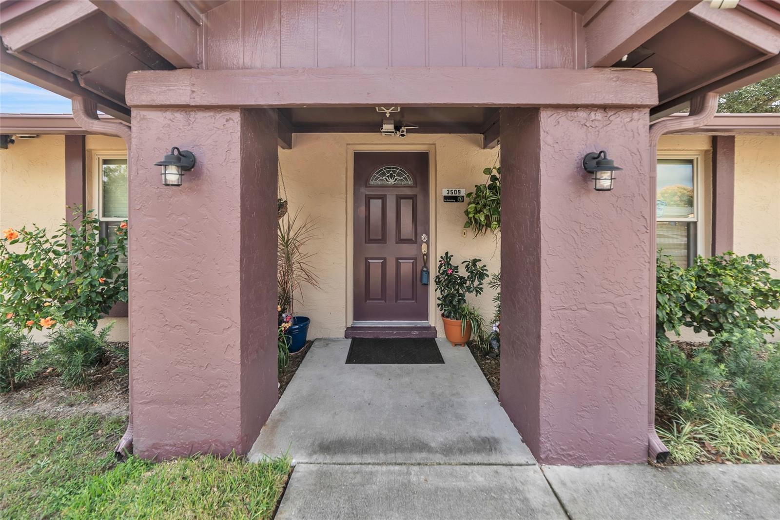 3509 King George Ln