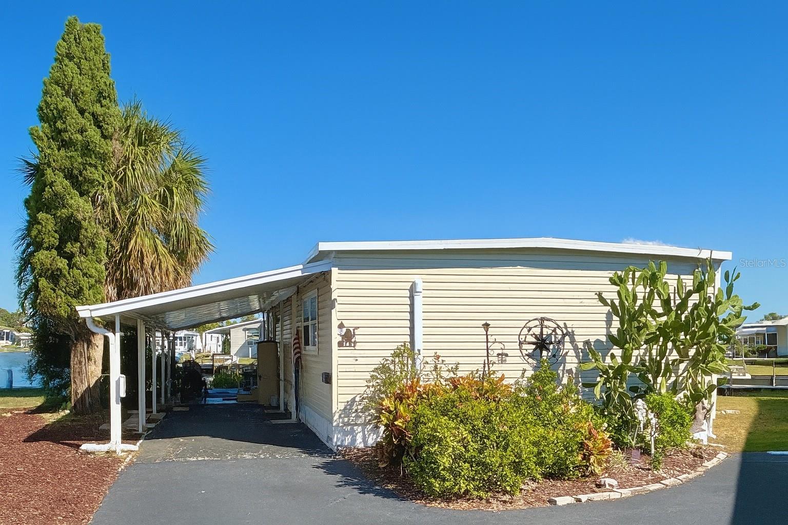 144 Americana CT NE #218