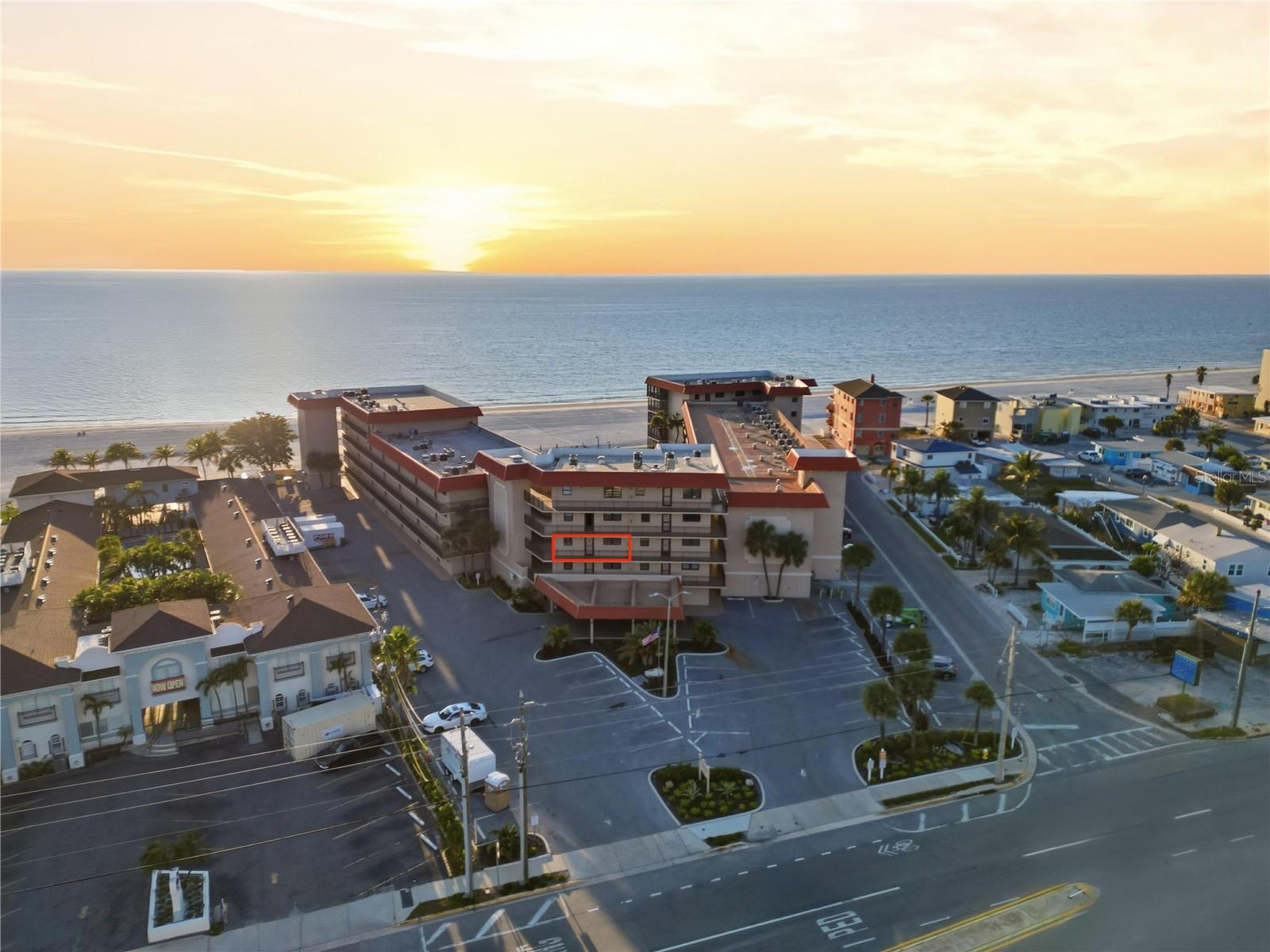 17580 Gulf Blvd #302