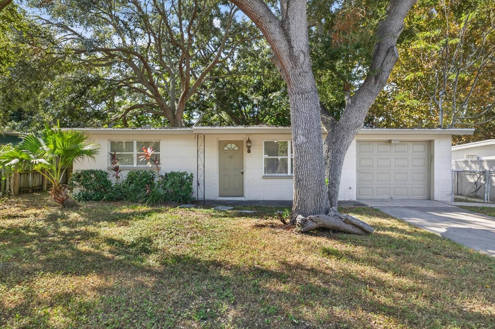11015 Martha Ave