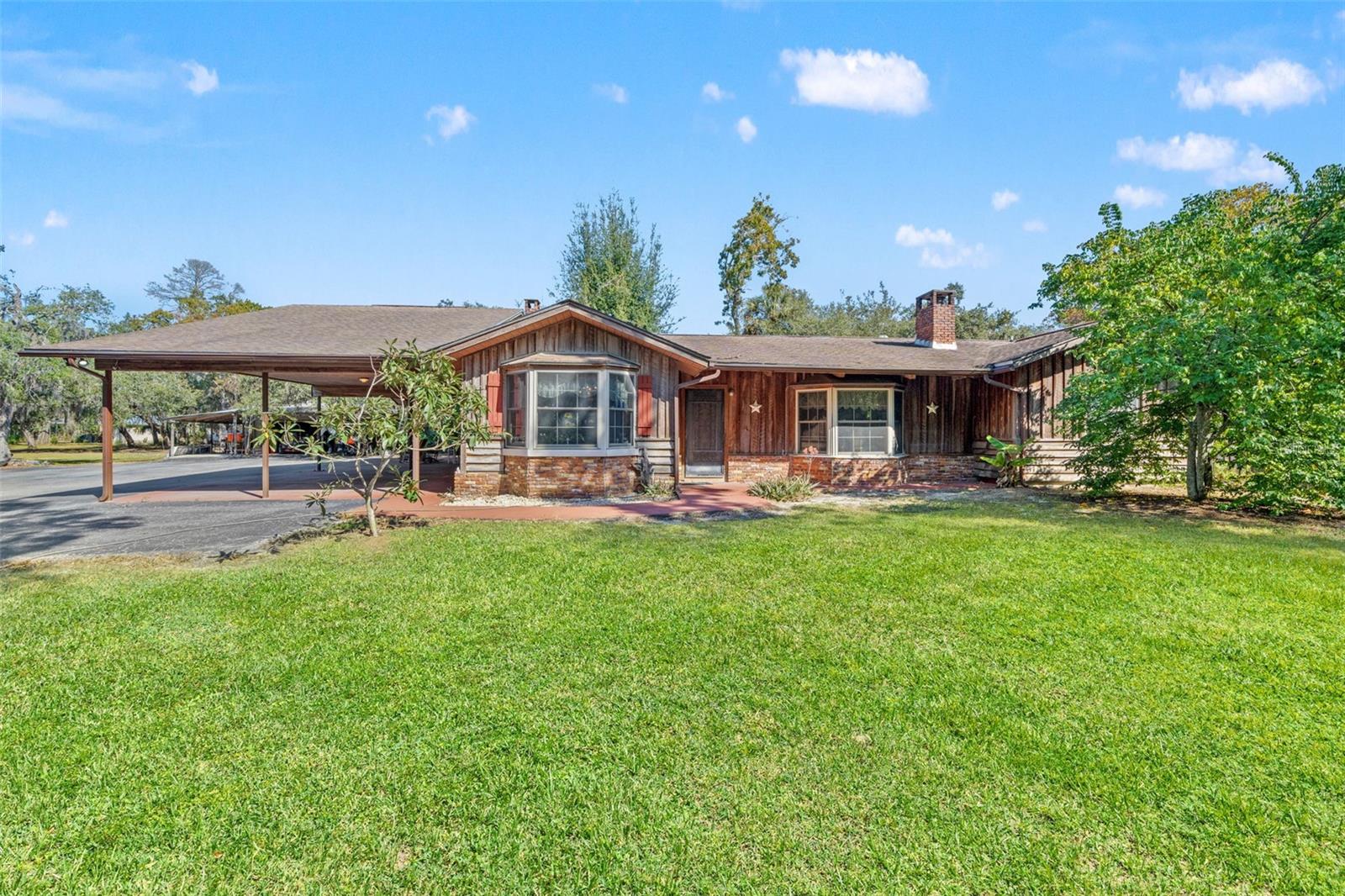 9615 Eden Ave photo 1