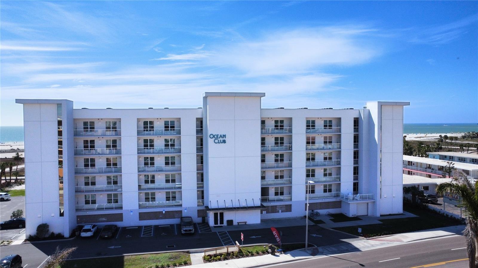 11500 Gulf Blvd #504