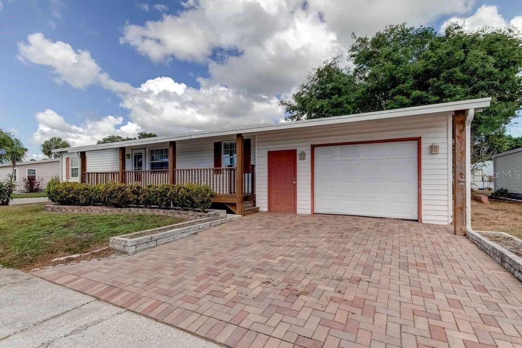 278 Pelican Dr N photo 1