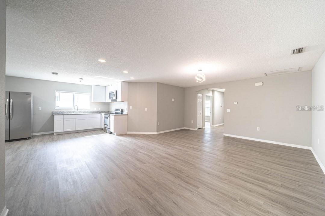 2025 Peaceful Palm St
