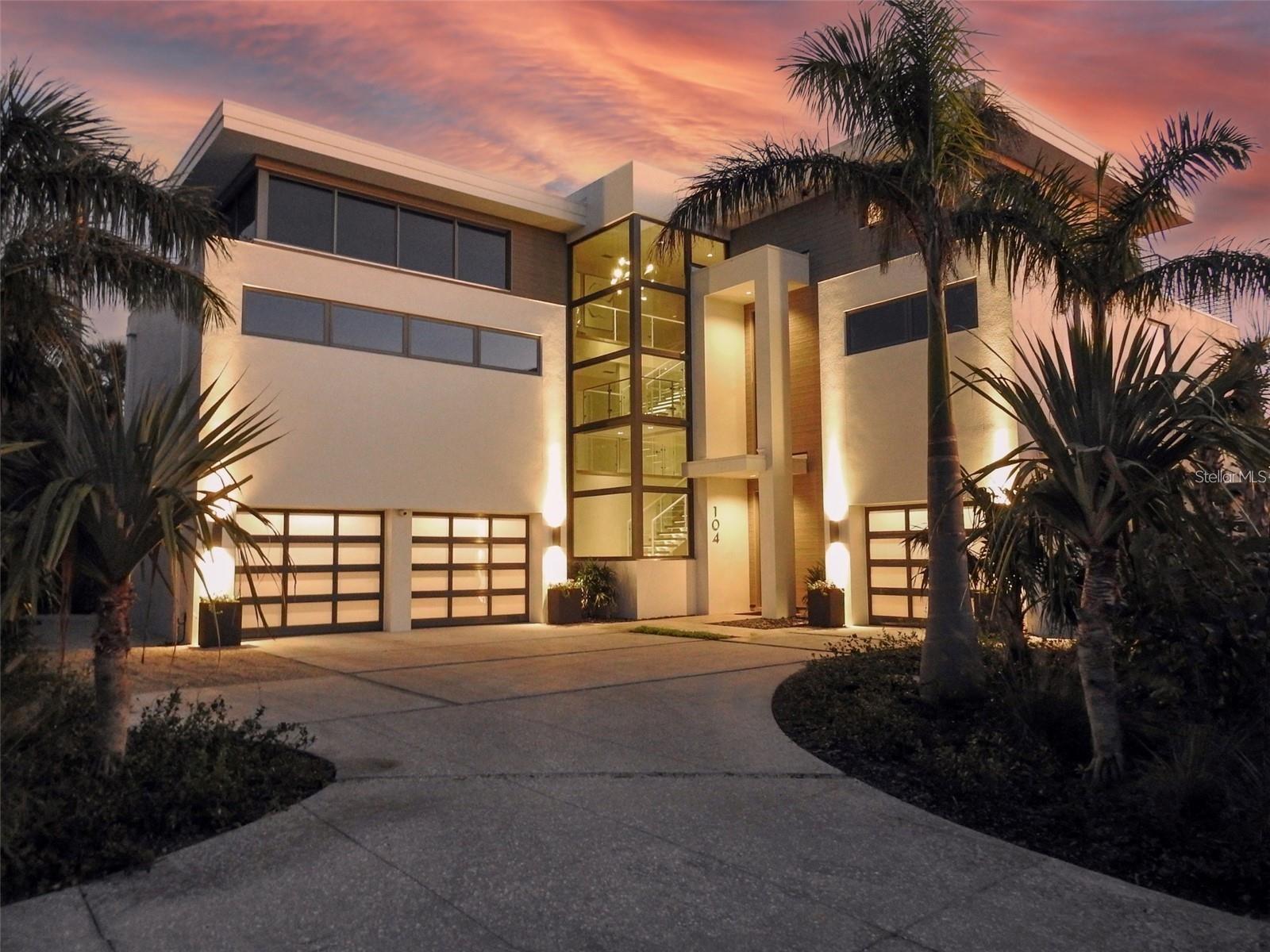 104 Sunset Ln