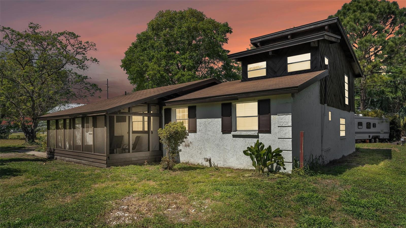 503 Marianna Rd photo 1