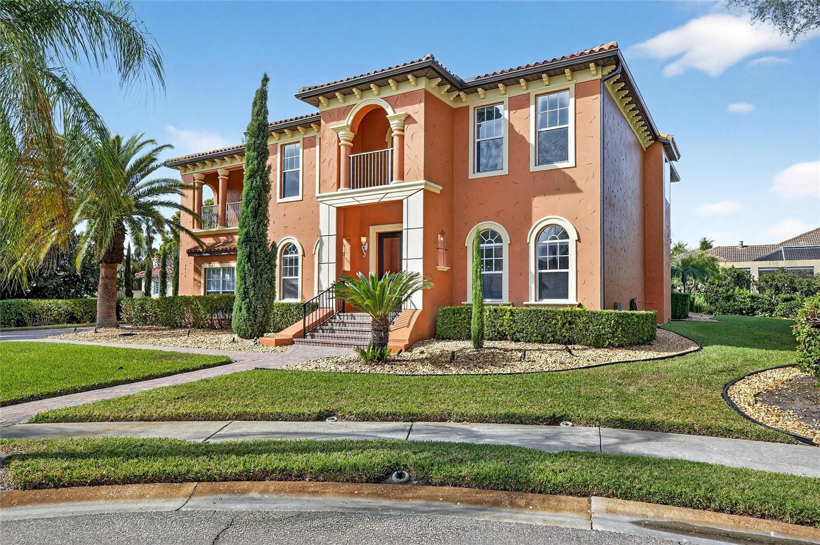 5910 LA Rosa Ln photo 1