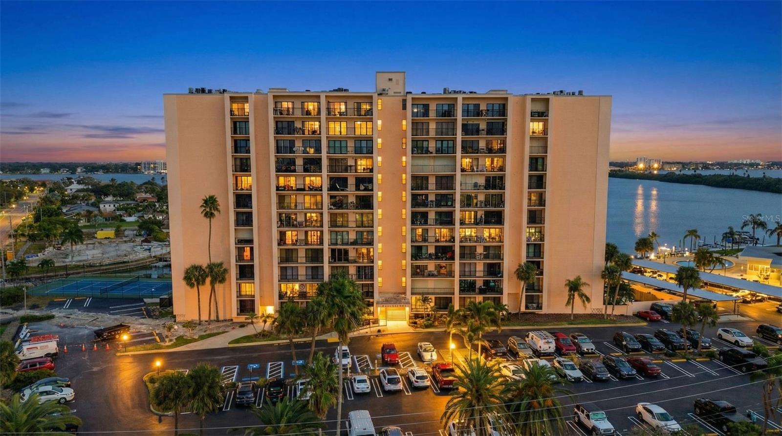 51 Island Way #311
