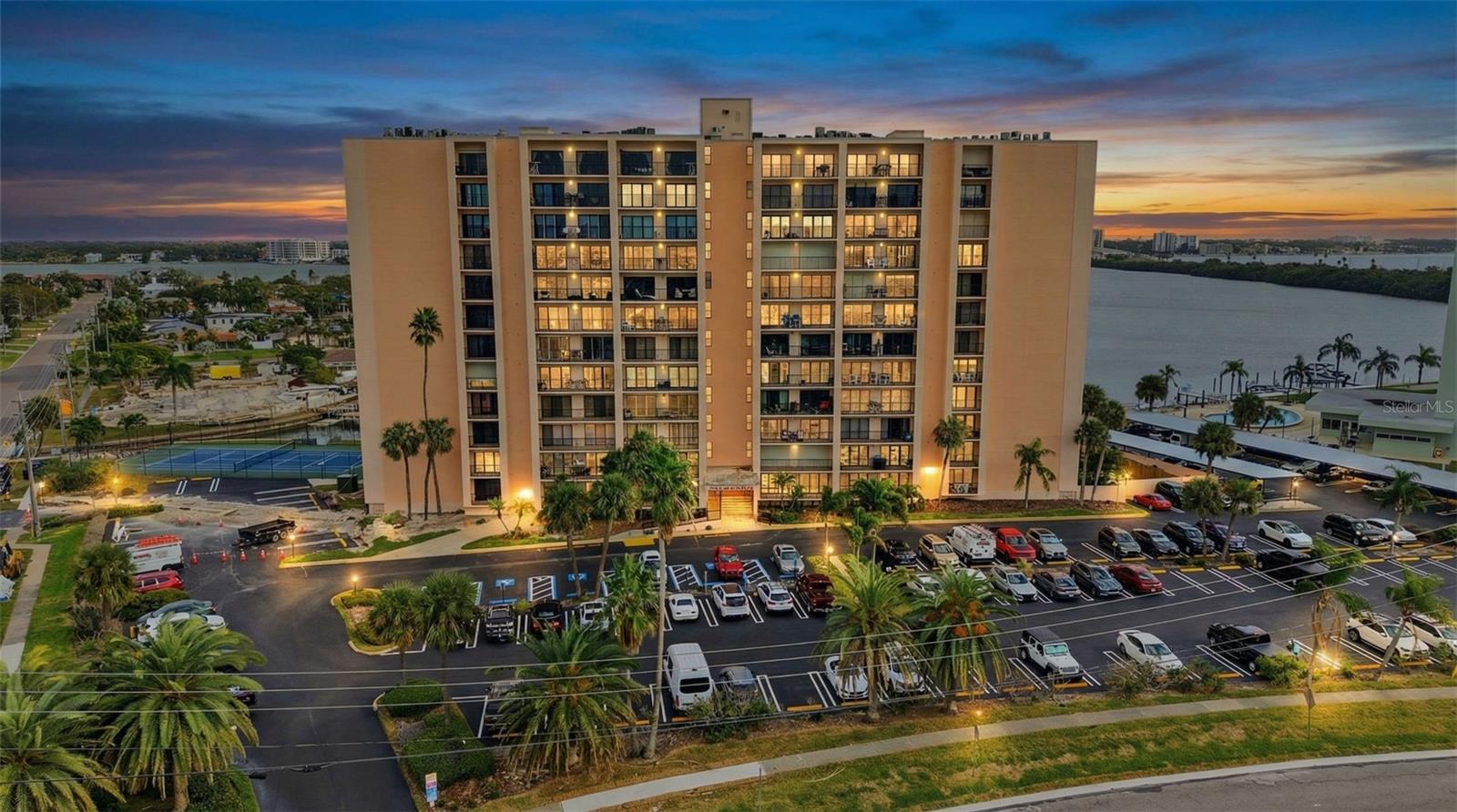 51 Island Way #311