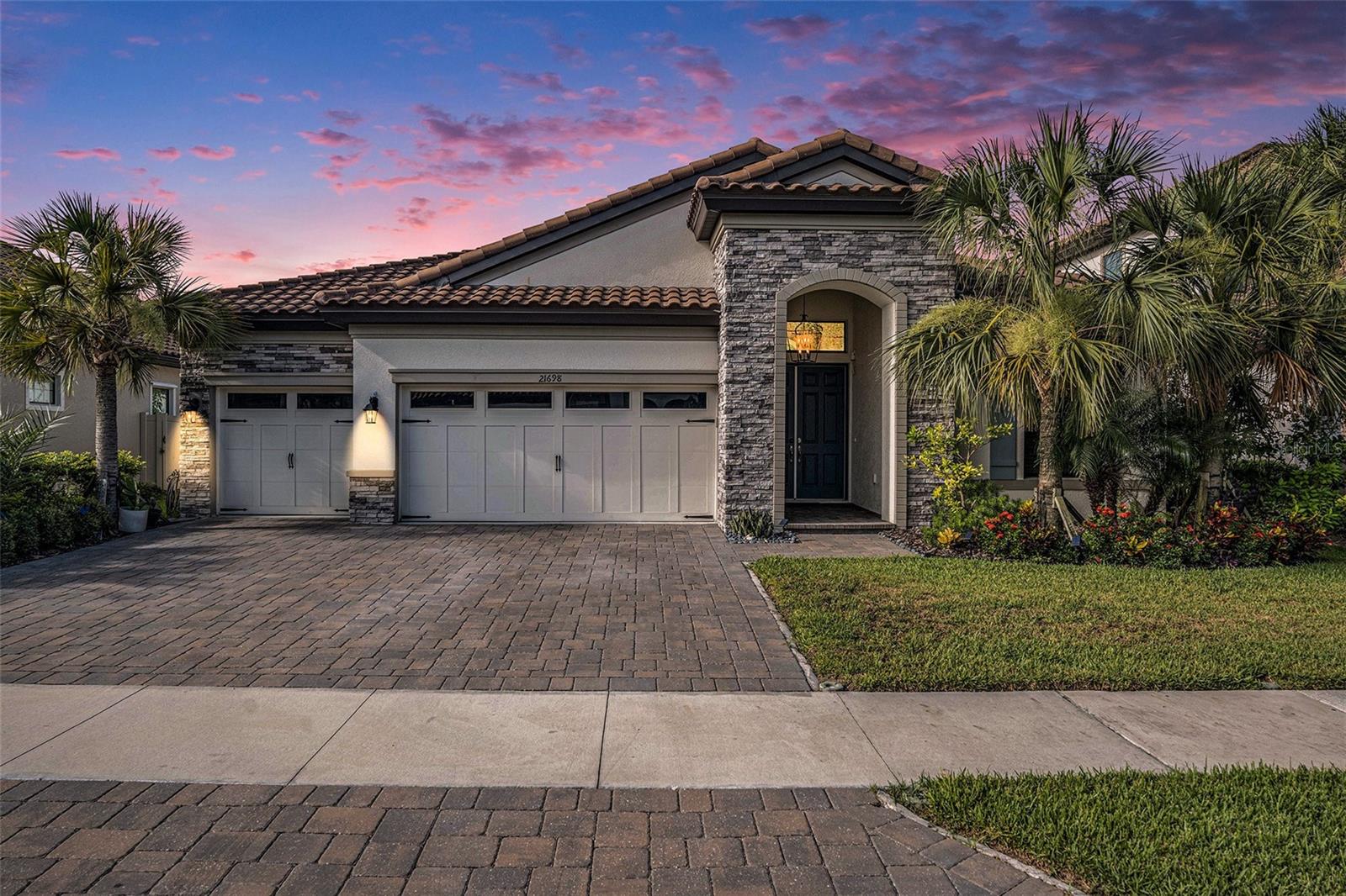 21698 Amelia Rose Way