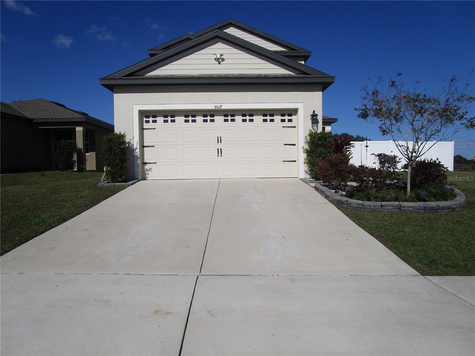 5517 Fez CT