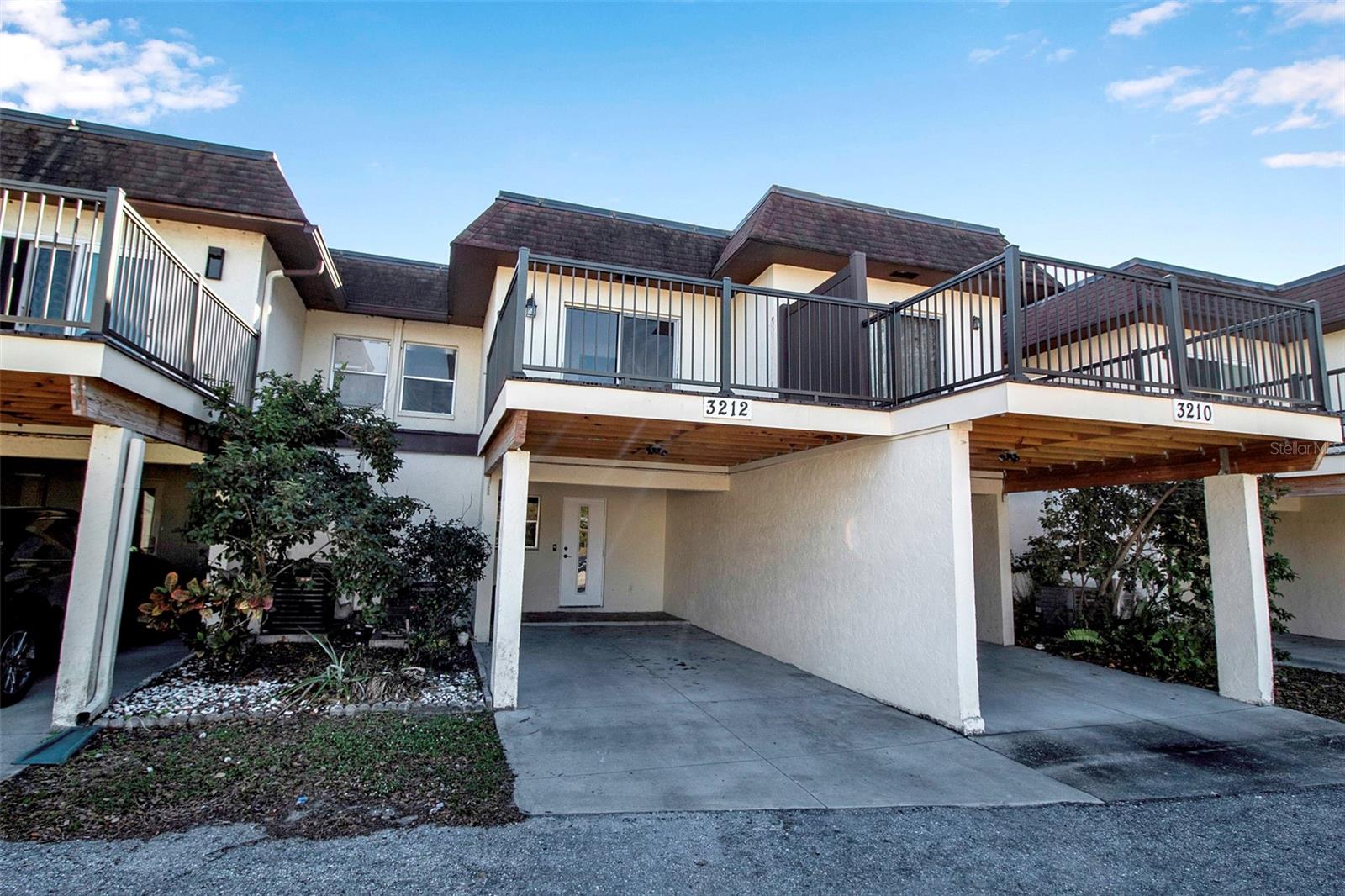 3212 Ramblewood Dr N #3212 photo 1