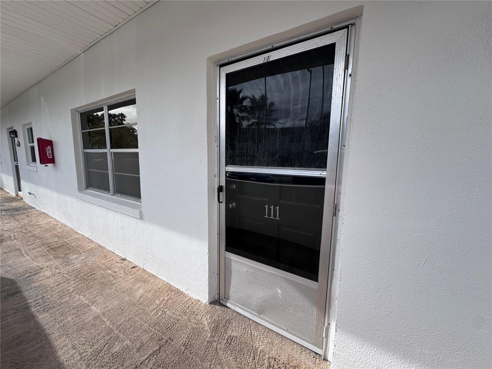 100 El Camino Dr #111 photo 1
