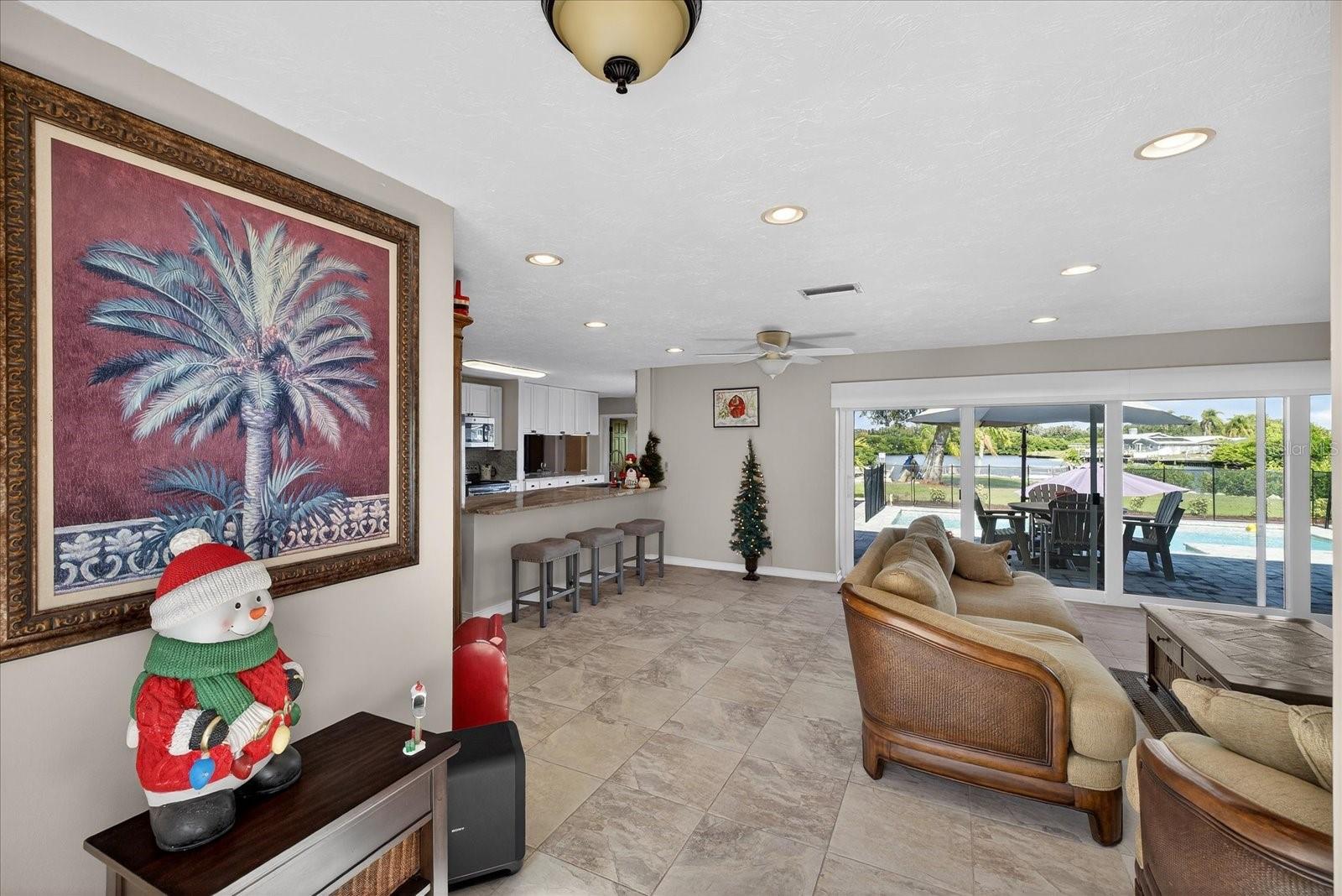 853 Seacrest Dr