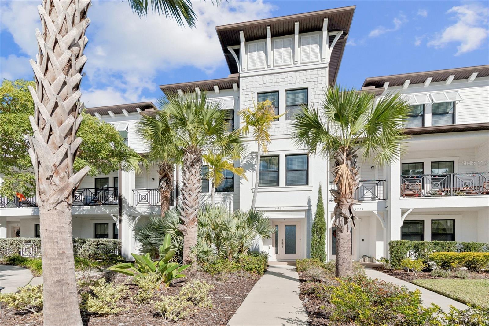 4921 W Paul Ave #4