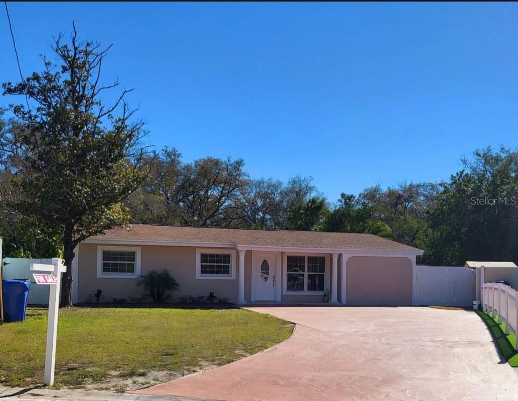 8605 May Cir photo 1