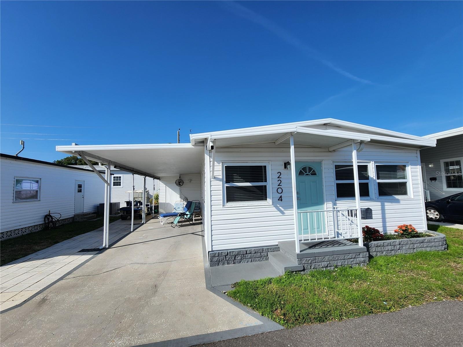 2204 17th Street CT W