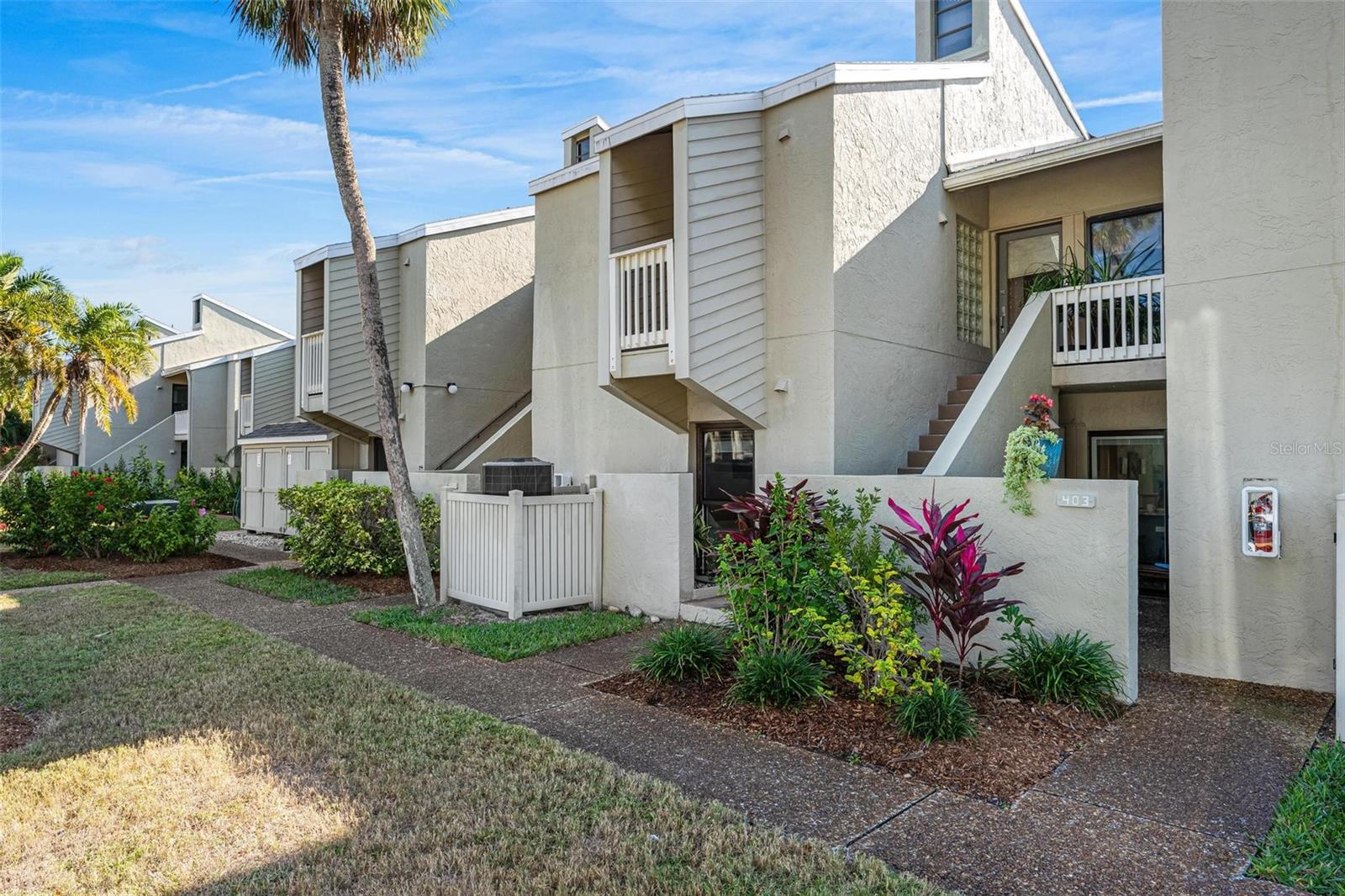 5260 Gulf Of Mexico Dr #403 photo 1