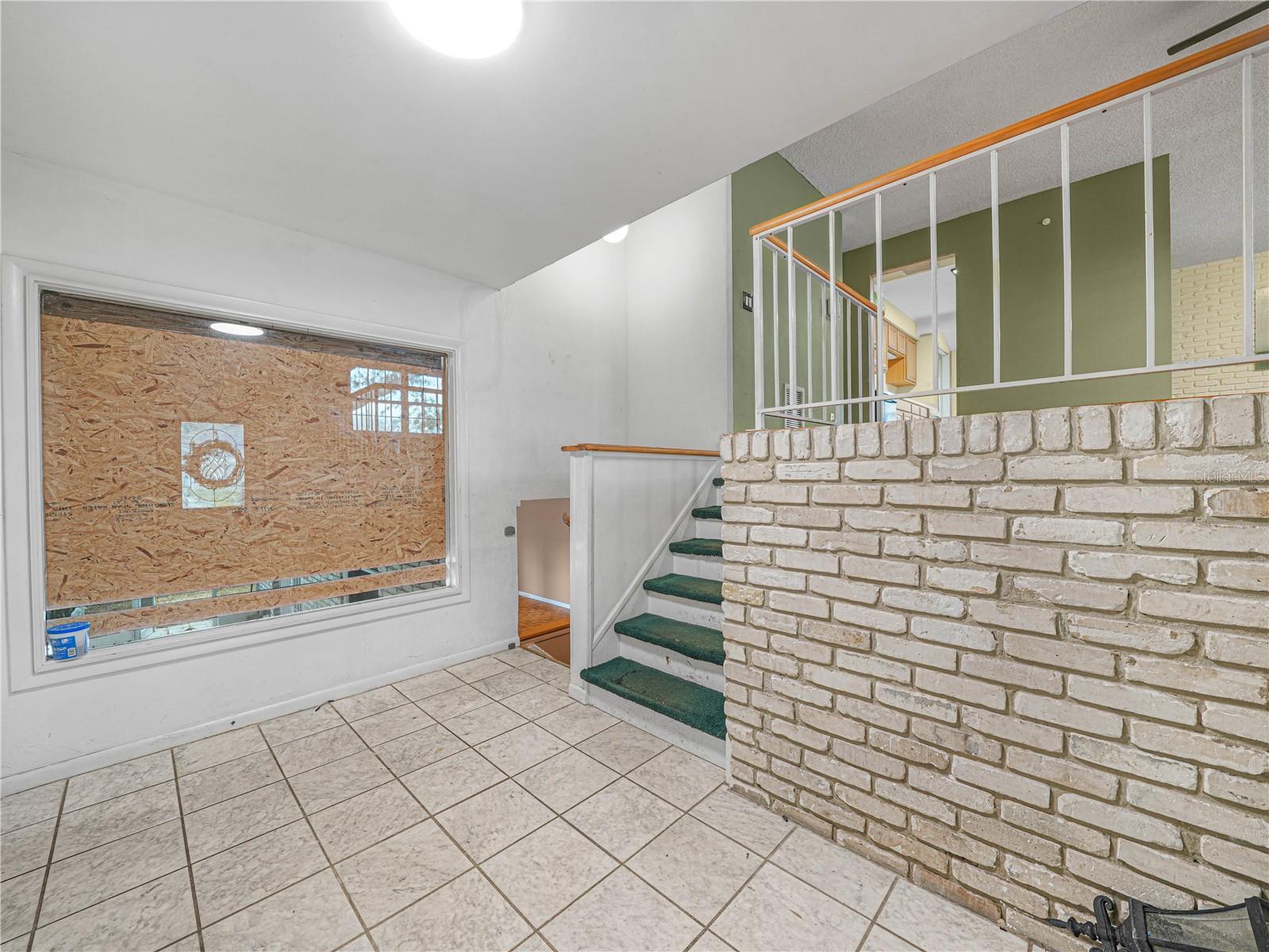 129 Lake Otis Rd SE
