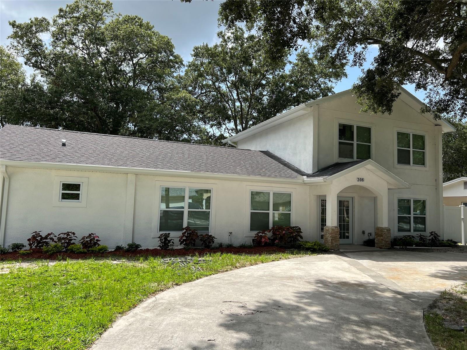 208-210-212 Elizabeth Ave #A,B photo 1