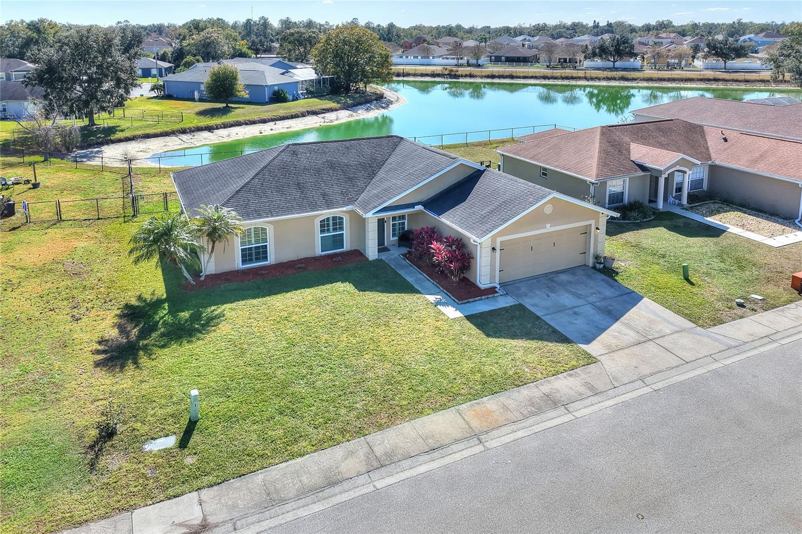 533 Seven Oaks