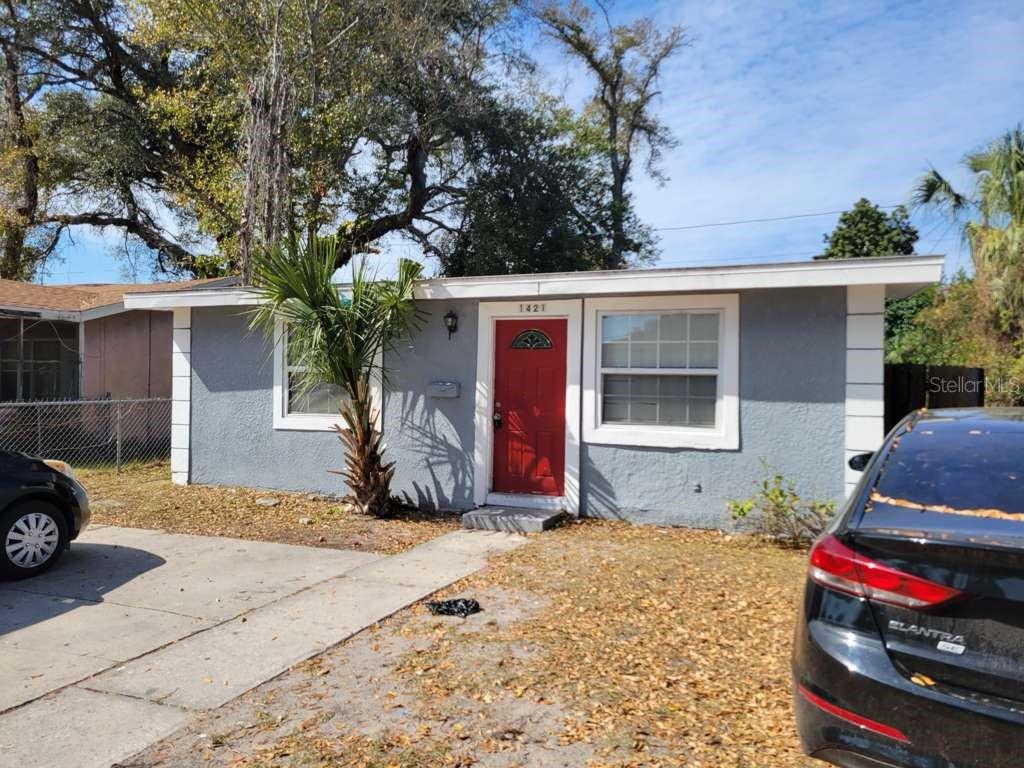 1421 Prescott St S photo 1