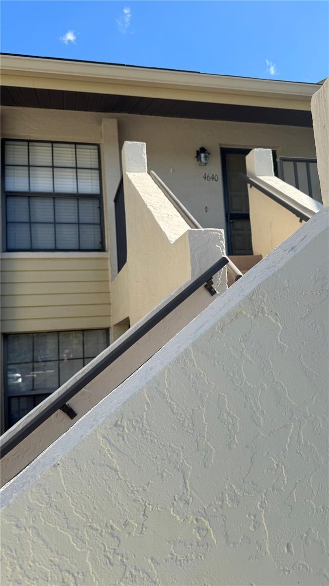 4640 Weybridge #12