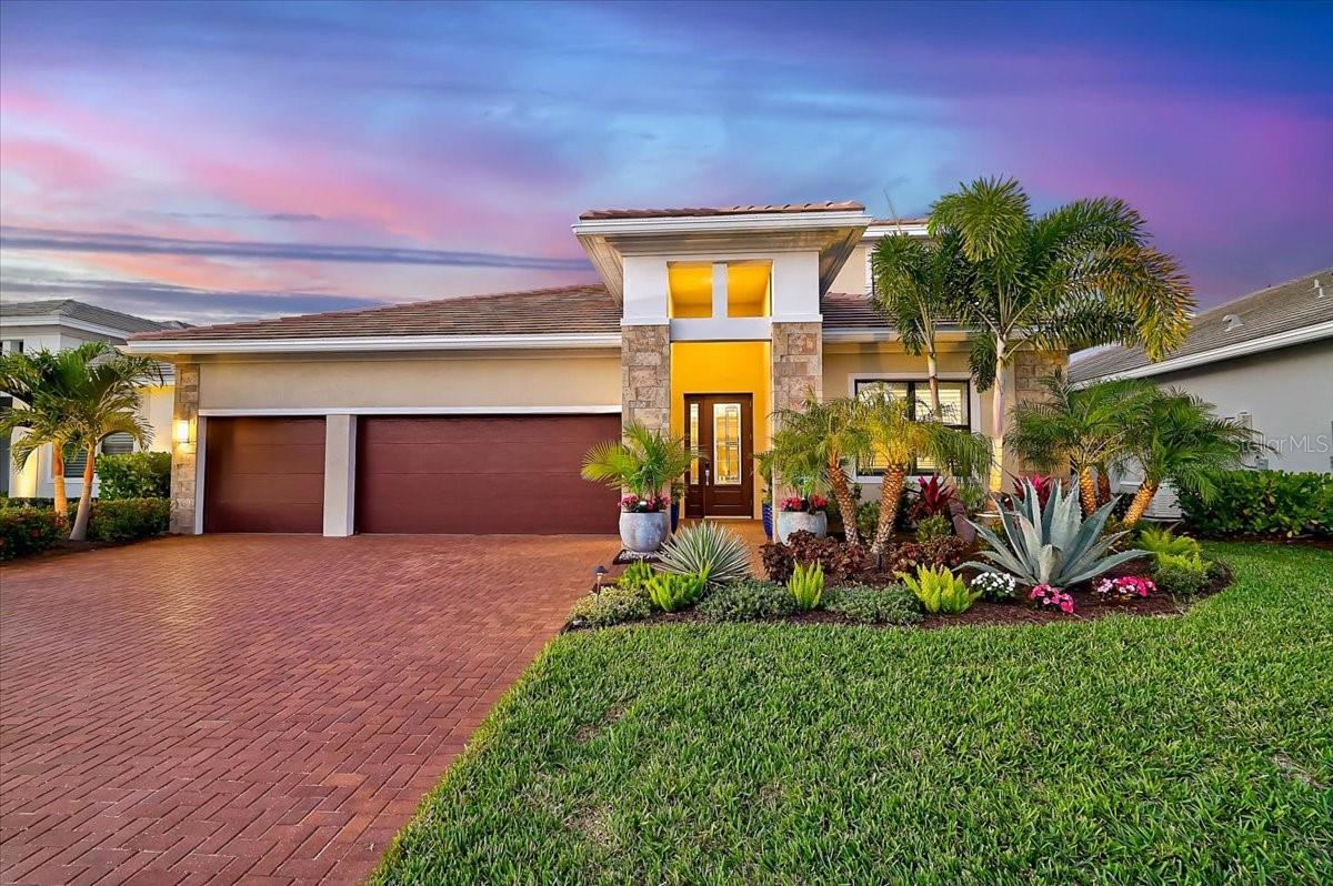 4966 Kiva Cir photo 1