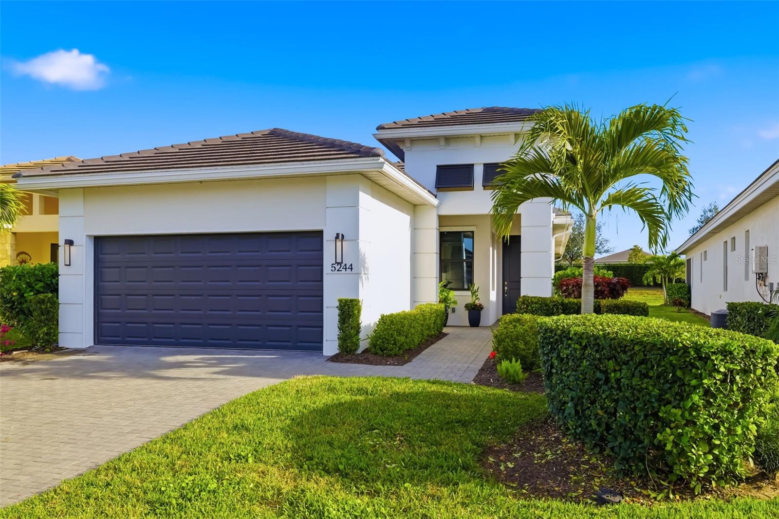 5244 Barnett Cir