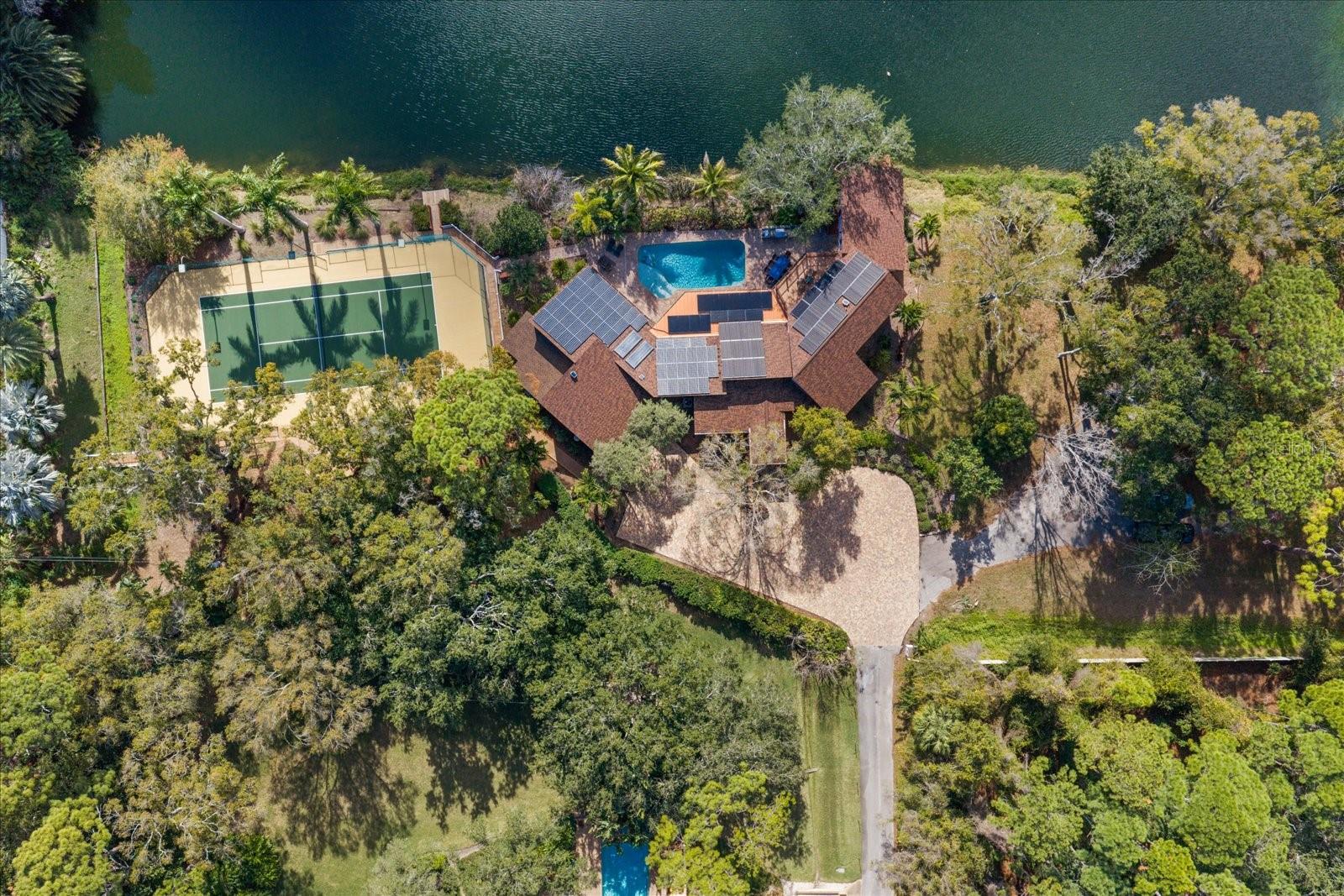 2402 Pine Hammock photo 1