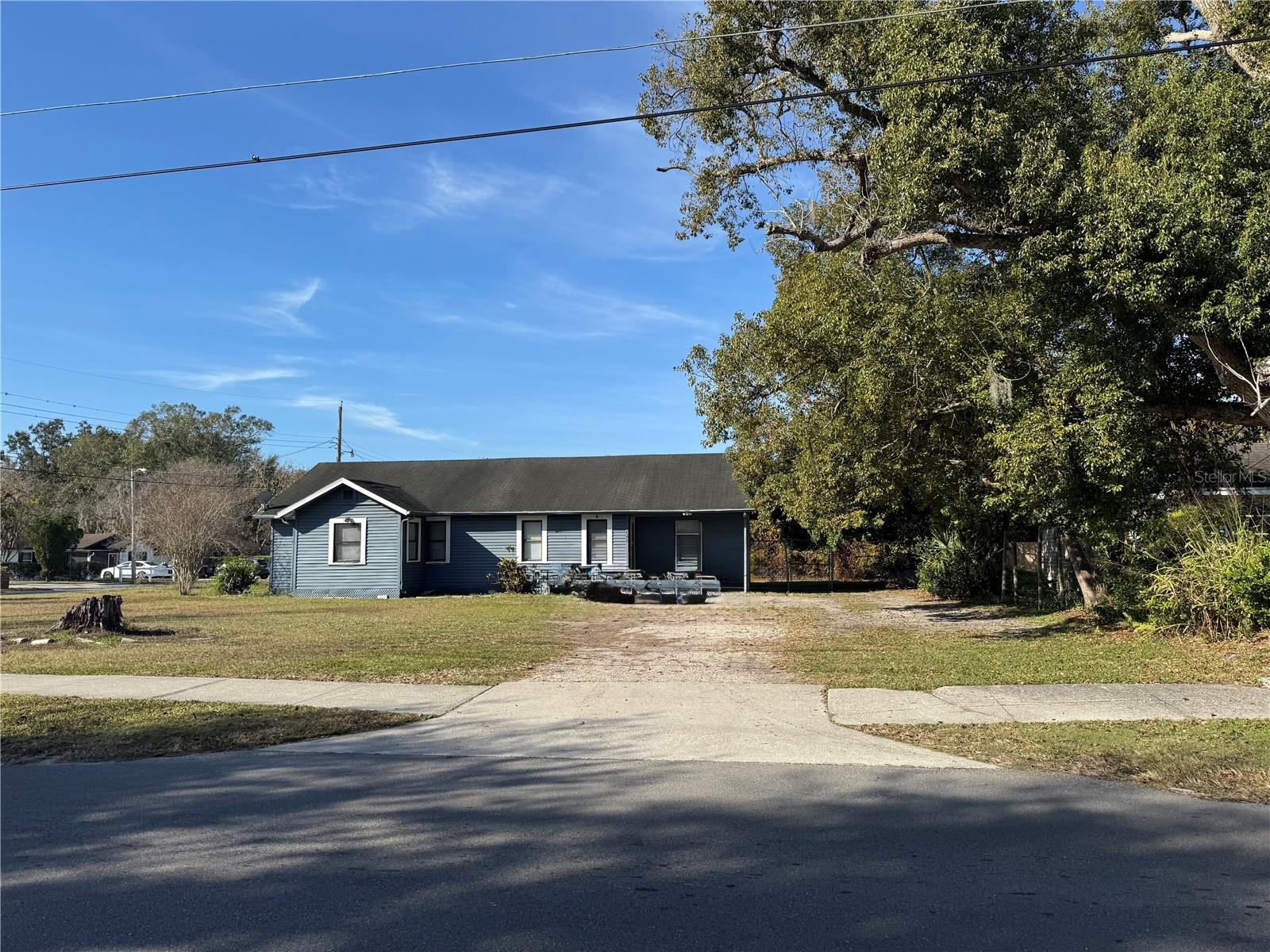 1049 Plateau Ave photo 1