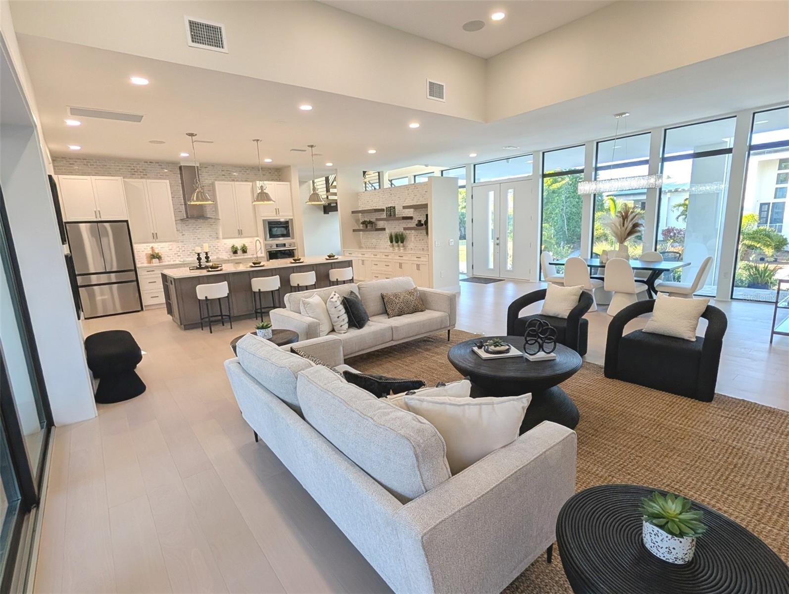 2110 Michele Dr