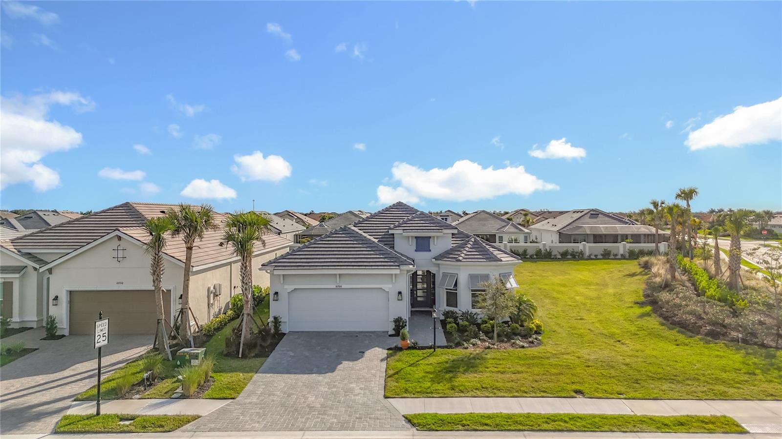 16306 Isola Pl